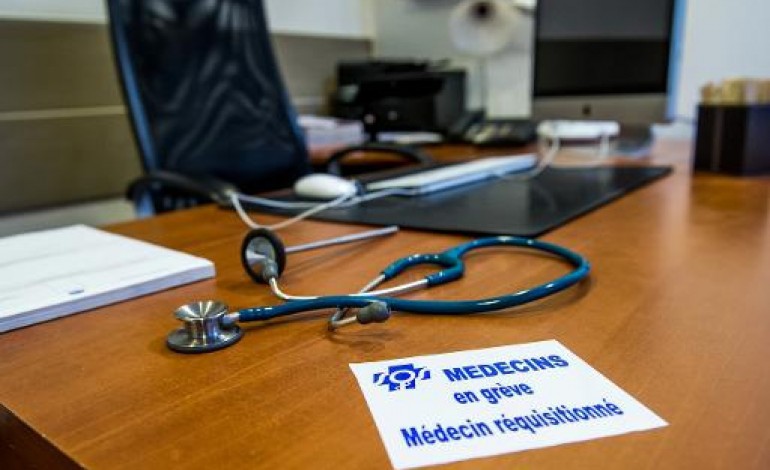 Paris (AFP). Loi Santé: les médecins libéraux appelés à la grève des urgences