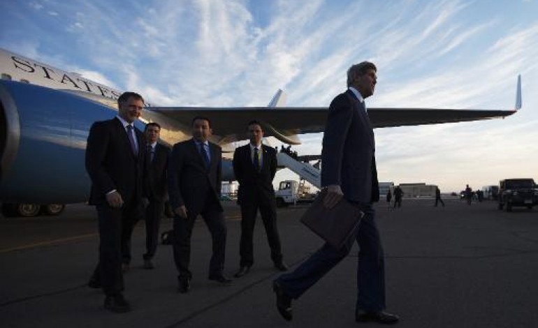 Charm el-Cheikh (Egypte) (AFP). Kerry arrive en Egypte pour rencontrer Sissi, Abbas et le roi Abdallah