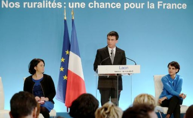 Laon (AFP). Services publics: Valls à Laon pour lutter contre la désertification dans les campagnes