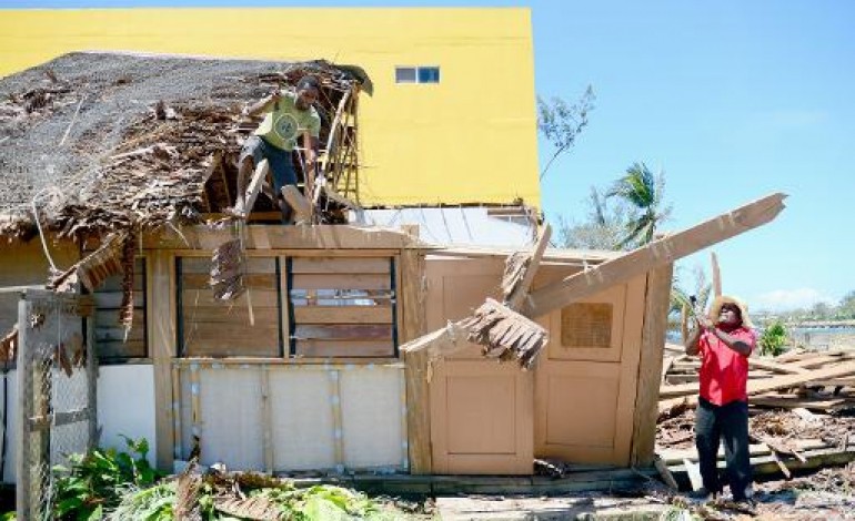 Port-Vila (Vanuatu) (AFP). Cyclone Pam: la terreur passée, le Vanuatu panse ses plaies