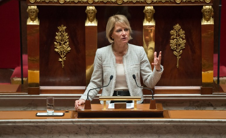 Assemblée Nationale: Véronique Louwagie interroge Stéphane Le Foll sur la PAC