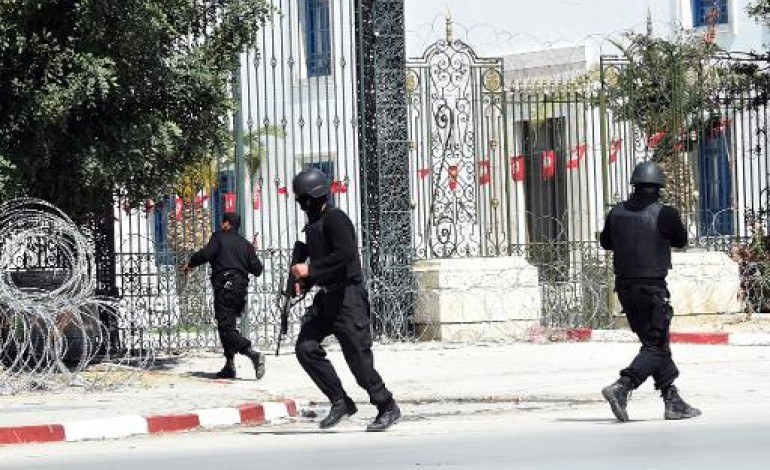 Bruxelles (AFP). Tunis: quatre Français blessés dans l'attaque du musée