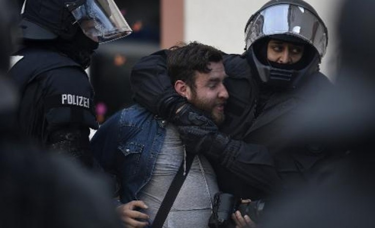 Francfort (AFP). Violents heurts à Francfort pour l'inauguration du siège de la BCE