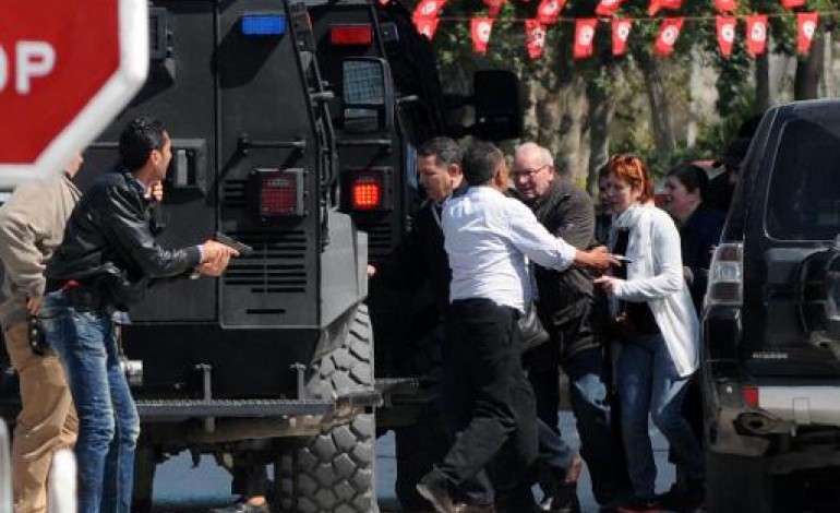 Tunis (AFP). Carnage dans un musée à Tunis: 19 morts, dont deux Français