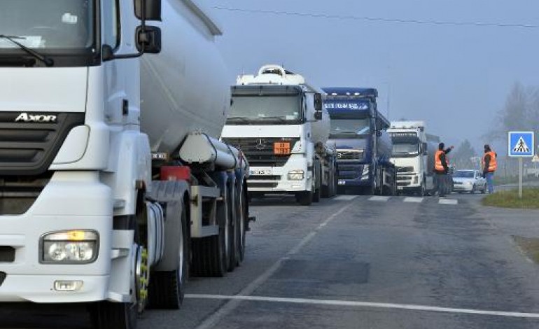 Paris (AFP). Transport routier: reprise des négociations patronat-syndicats 