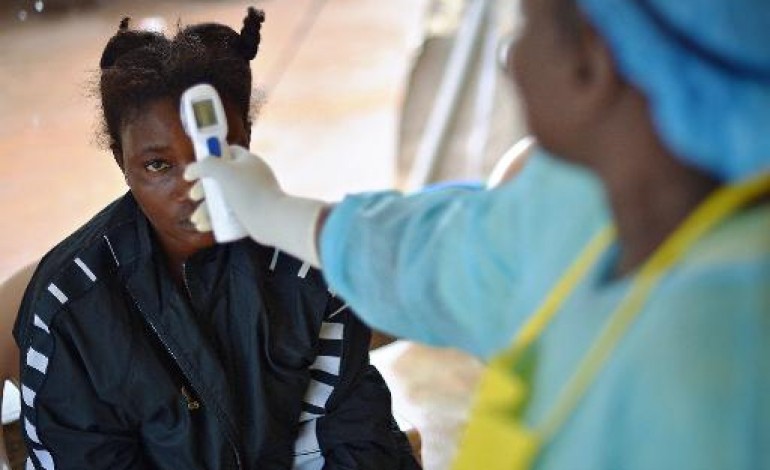 Freetown (AFP). Ebola: la Sierra Leone confine sa population pour la deuxième fois en six mois