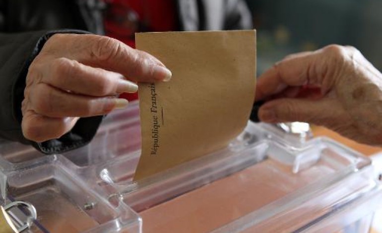 Paris (AFP). Départementales: les bureaux de vote ont ouvert 