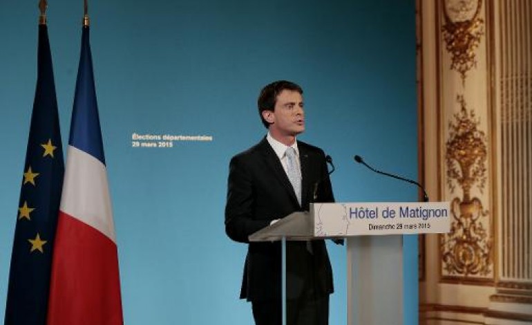 Paris (AFP). Valls: un remaniement possible s'il y a un pacte entre les socialistes et les écologistes