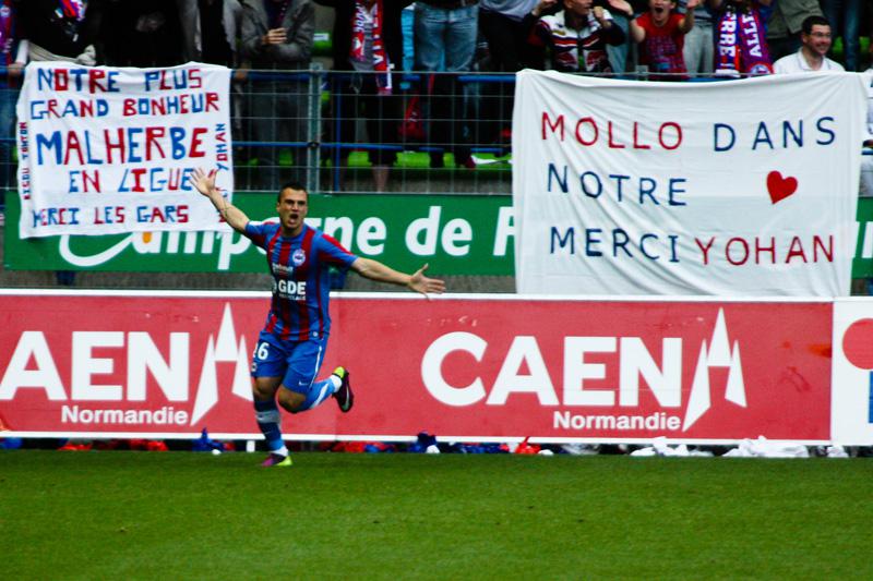 Yohan Mollo explose de joie après son but qui permet aux Caennais d'ouvrir la marque contre Marseille. - Maxence Gorréguès - Tendance Ouest
