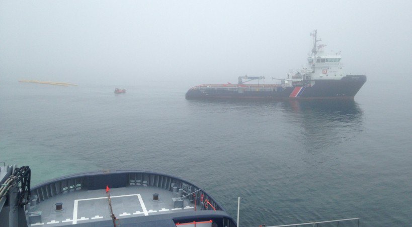 C'est dans le brouillard qu'a débuté, mardi 10 mai, l'exercice  POLMAR-ANED 2016, organisé par la préfecture maritime de la Manche et de la mer du Nord. - PreMar Manche / Marine nationale