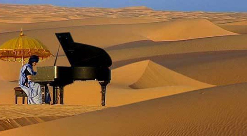 Le piano nomade de Marc Vella au désert