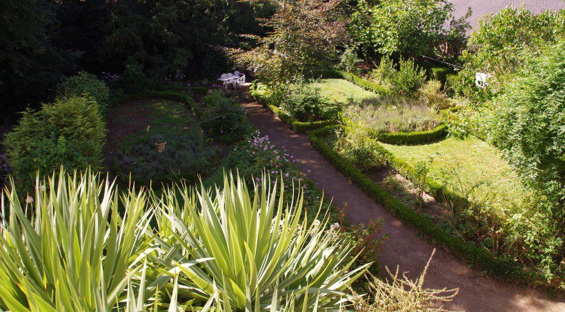 Le jardin où aimait se promener Barbey d'Aurevilly - Tendance Ouest