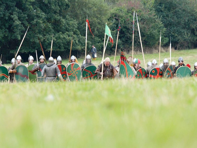 Répétition en cours à Battle, où les participants à la reconstitution de la bataille d'Hastings ont installés leur campement. Jeudi 13 octobre 2016. - Maxence Gorréguès