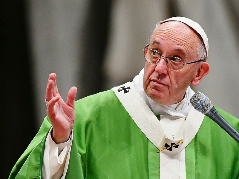 Le pape François célèbre une messe au Vatican en présence de mille détenus, le 6 novembre 2016 - VINCENZO PINTO [AFP]