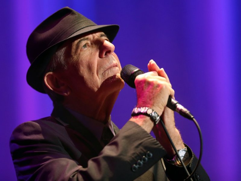 Leonard Cohen lors d'un concert à l'Olympia, le  28 septembre 2012 - THOMAS SAMSON [AFP]