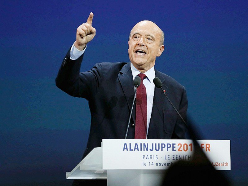 Alain Juppé lors d'un meeting au Zénith le 14 novembre 2016 à Paris - Thomas SAMSON [AFP]