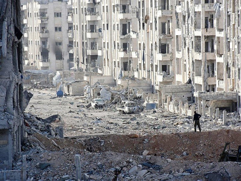 Un quartier d'Alep détruit par des bombardements, le 8 novembre 2016 en Syrie - GEORGES OURFALIAN [AFP/Archives]