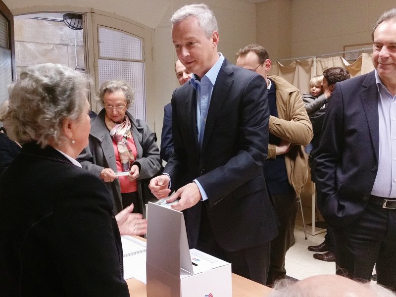 Le maire (LR) d'Évreux, Guy Lefrand, a assuré avoir voté pour le député de l'Eure. - Marie-Charlotte Nouvellon