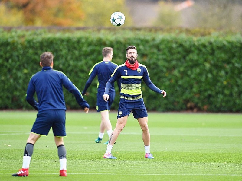 L'attaquant français d'Arsenal Olivier Giroud à l'entraînement, le 22 novembre 2016 à Londres - GLYN KIRK [AFP]