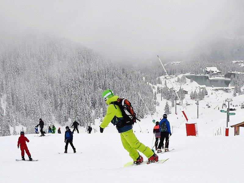Des skieurs le 11 novembre 2016 à Courchevel - JEAN PIERRE CLATOT [AFP]