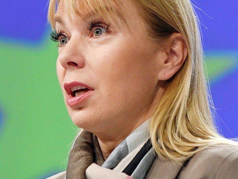 La commissaire européenne à l'Industrie, Elzbieta Bienkowska à Bruxelles le 30 novembre 2016 - JOHN THYS [AFP/Archives]