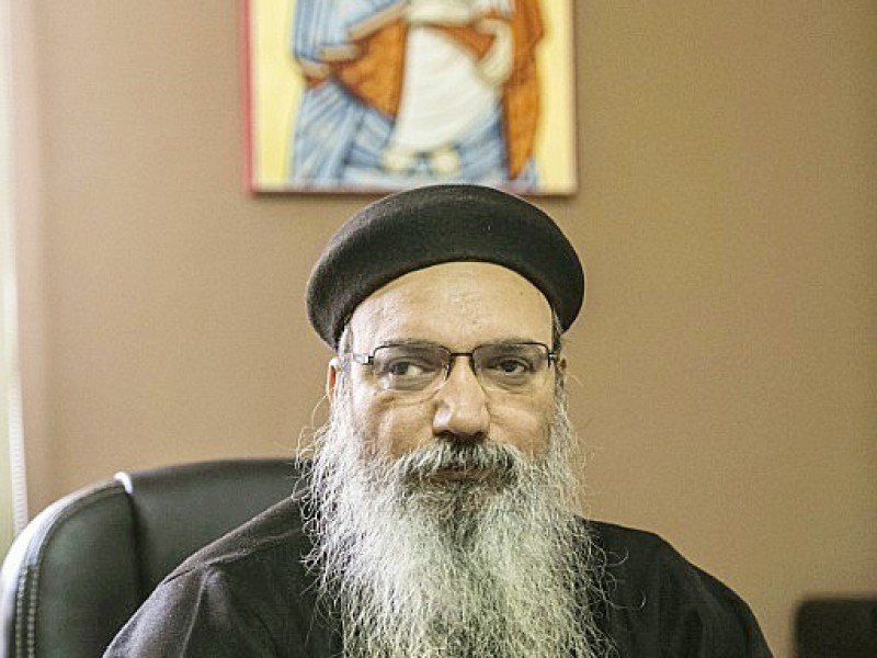 Boulos Halim, porte-parole de l'Eglise copte, dans son bureau, le 15 décembre 2016, au Caire - KHALED DESOUKI [AFP]