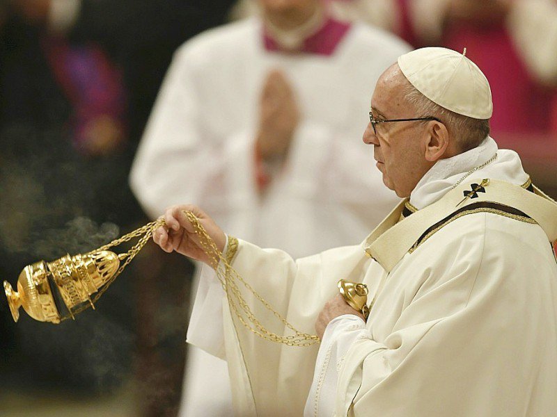 Le pape François lors de sa traditionnelle homélie de Noël, le 24 décembre 2016 au Vatican - ANDREAS SOLARO [AFP]