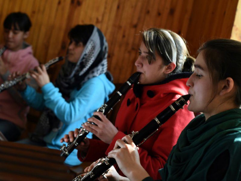 Les musiciennes de "Zohra", le premier orchestre 100% féminin d'Afghanistan, le 8 janvier 2017 en répétition à l'Institut national de musique à Kaboul - WAKIL KOHSAR [AFP]