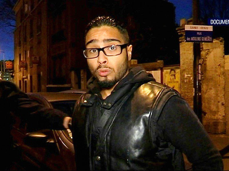 Image tirée d'une vidéo de BFMTV de Jawad Bendaoud, à Saint-Denis dans le nord de paris le 18 novembre 2015 - - [BFMTV/AFP/Archives]