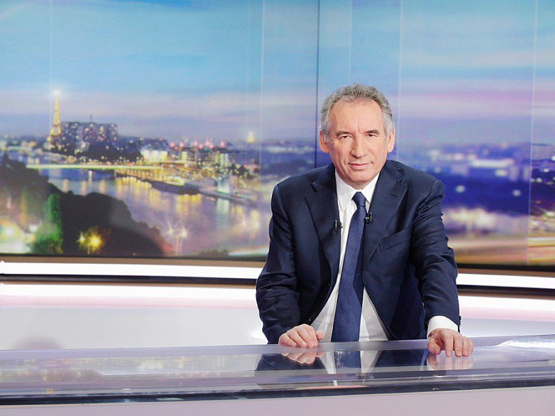 François Bayrou lors du journal de 20 heures de TF1, le 31 janvier 2017 à Boulogne-Billancourt - GEOFFROY VAN DER HASSELT [AFP]