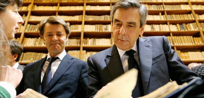 François Fillon et François Baroin visitent la Médiathèque du Grand Troyes, à Troyes, le 7 février 2017 - François NASCIMBENI [AFP]