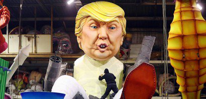 Une tête géante à l'effigie du président américain Donald Trump, le 27 janvier 2017 à Nice - VALERY HACHE [AFP/Archives]