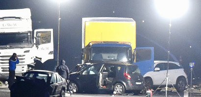 Un accident de la circulation ayant fait 5 morts le 20 décembre 2016 sur la D12 près de  Sainte-Flaive-des-Loups - JEAN-FRANCOIS MONIER [AFP/Archives]