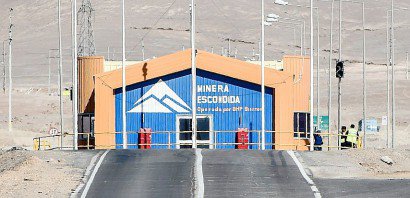 L'entrée de la mine d'Escondida, à Antofagasta, le 16 février 2017 au Chili - Martin BERNETTI [AFP]