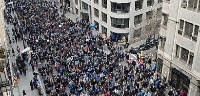 Des manifestants à Barcelone pour réclamer que l'Espagne accueille des milliers de réfugiés, le 18 février 2017 - Josep Lago [AFP]
