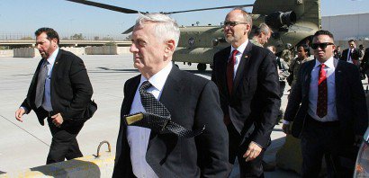 Le secrétaire américain à la Défense Jim Mattis à son arrivée le 20 février 2017 à Bagdad - Thomas WATKINS [AFP]