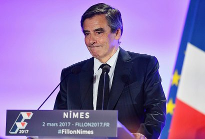 François Fillon en meeting le 2 mars 2017 à Nîmes - PASCAL GUYOT [AFP]