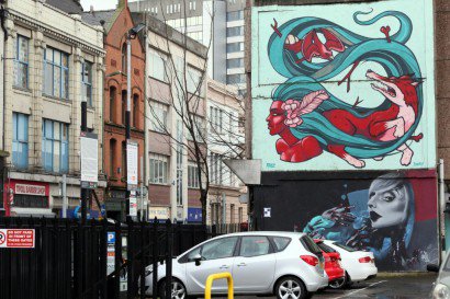 Le street art à Belfast, en Irlande du Nord,  contre les clivages communautaires, le 28 février 2017 - PAUL FAITH [AFP]