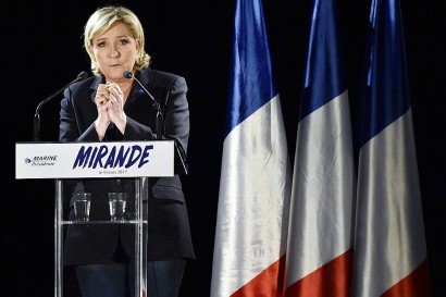 Marine Le Pen lors d'un meeting le 9 mars 2017 à  Mirande - PASCAL PAVANI [AFP]