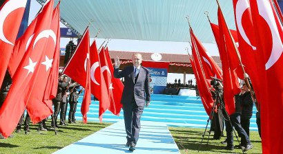 Le président turc Recep Tayyip Erdogan le 18 mars 2017 à Canakkale en Turquie - KAYHAN OZER [AFP]