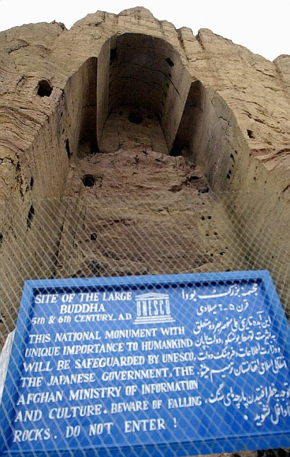 Vue le 29 janvier 2003 du front de falaise qui hébergeait autrefois un Bouddha de Bamiyan, en Afghanistan, détruit par les Talibans - MUSTAFA TAUSEEF [AFP/Archives]
