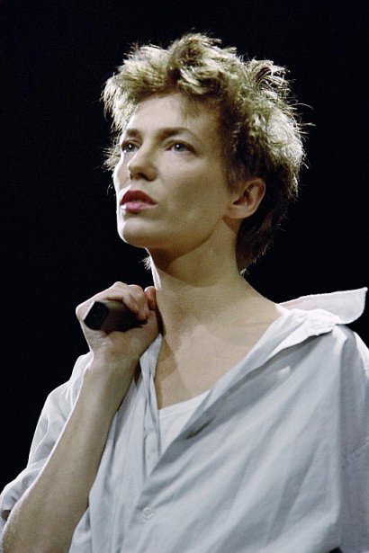 Jane Birkin à Paris avant son concert à Bataclan, le 27 février 1987 - Patrick KOVARIK [AFP/Archives]