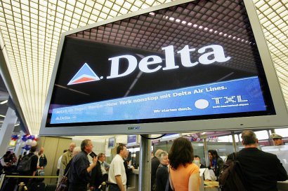 En 2015 un de ses appels avait forcé un avion de la grande compagnie américaine Delta Airlines à se poser d'urgence - JOHN MACDOUGALL [AFP/Archives]