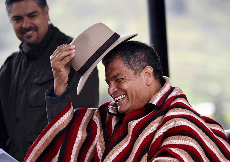 Le président de l'Equateur Rafael Correa à Zumbagua, en Equateur, le 11 mars 2017 - RODRIGO BUENDIA [AFP]