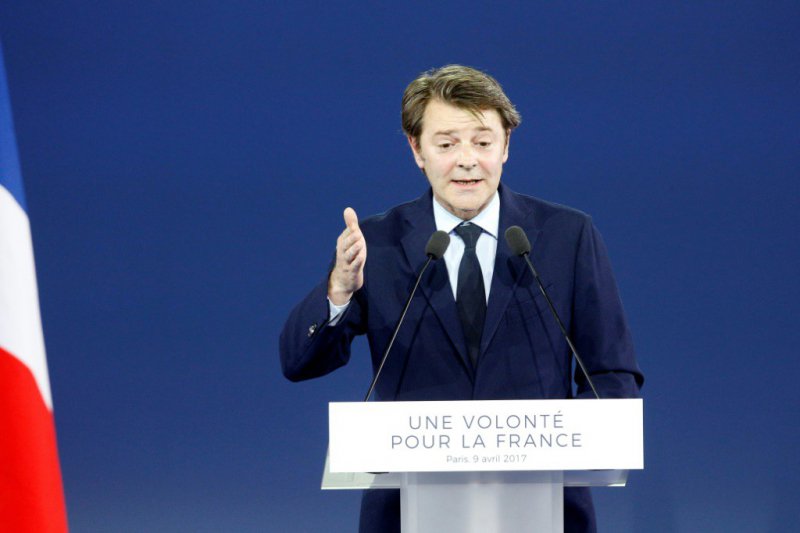 François Baroin au meeting Porte de Versailles, le 9 avril 2017 - GEOFFROY VAN DER HASSELT [AFP]