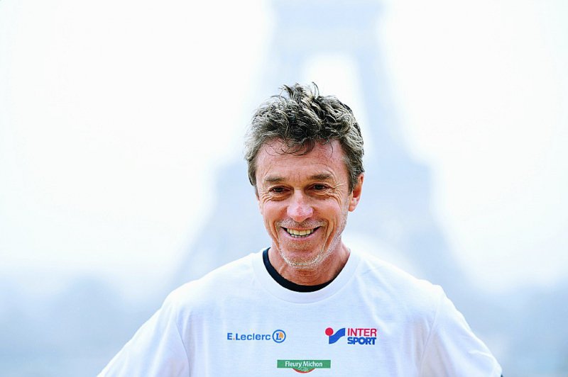 Le coureur français Serge Girard à Paris, le 31 janvier 2016 - ALAIN JOCARD [AFP/Archives]