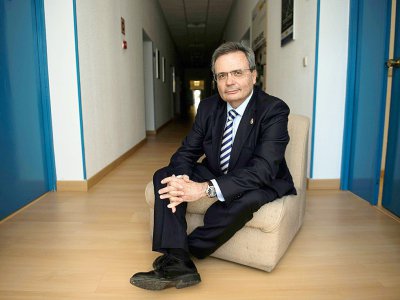 Rafael Matesanz, directeur et fondateur de l'Organisation nationale des transplantations (ONT), le 24 janvier 2017 à Madrid - PIERRE-PHILIPPE MARCOU [AFP]