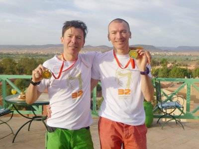 François Lerogeron (à droite) et son frère Norbert, tous deux finishers du Marathon des Sables 2017 - François Lerogeron