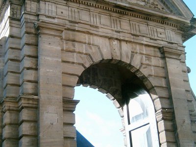 Hôtel du doyen - L'entrée principale rue Lambert-Leforestier.