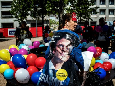 Des partisans d'Emmanuel Macron à Lyon, le 29 avril 2017 - JEFF PACHOUD [AFP]